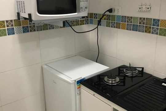 Cozinha de kitnet/studio para alugar com 1 quarto, 18m² em Mirandópolis, São Paulo