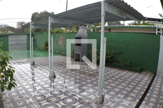 Quintal de casa à venda com 2 quartos, 90m² em Taquara, Rio de Janeiro
