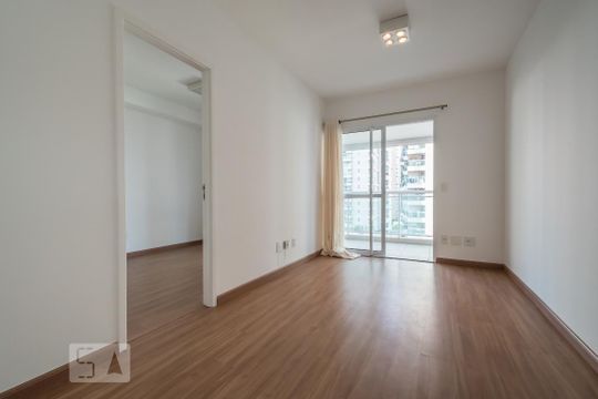 Apartamento para alugar com 1 quarto, 49m² em Campo Belo, São Paulo