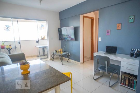 Apartamento para alugar com 2 quartos, 54m² em Setor Leste Universitário, Goiânia