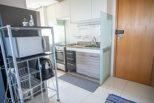 Cozinha de apartamento para alugar com 2 quartos, 54m² em Setor Leste Universitário, Goiânia