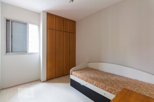 Quarto 1 de apartamento à venda com 2 quartos, 50m² em Vila Guarani (z Sul), São Paulo