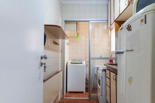 Cozinha de apartamento à venda com 2 quartos, 50m² em Vila Guarani (z Sul), São Paulo