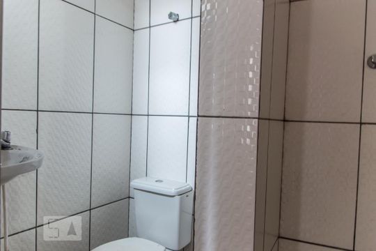 Banheiro de apartamento à venda com 1 quarto, 39m² em Conceição, Diadema