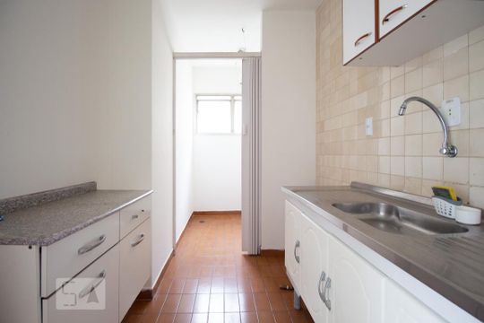 Cozinha de apartamento à venda com 1 quarto, 45m² em Vila Paulista, São Paulo