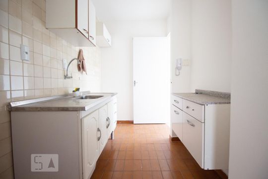 Cozinha de apartamento à venda com 1 quarto, 45m² em Vila Paulista, São Paulo