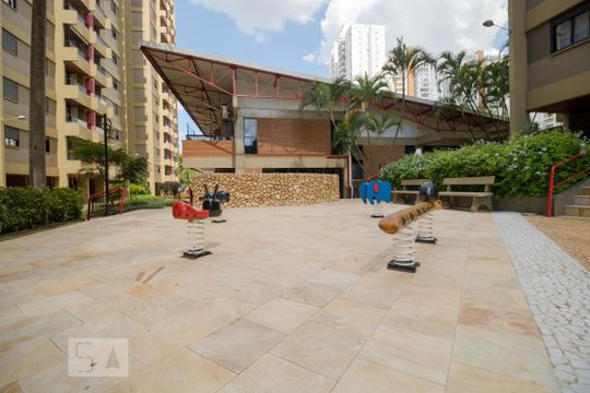 Área Comum - Playground de apartamento para alugar com 3 quartos, 96m² em Novo Taquaral, Campinas