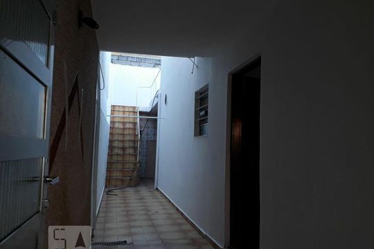 Corredor de casa à venda com 2 quartos, 250m² em Jardim São Ricardo, São Paulo