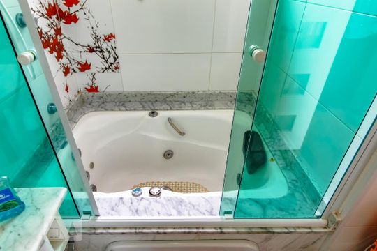 Banheiro da Suíte de casa à venda com 3 quartos, 120m² em Vila Rosalia, Guarulhos