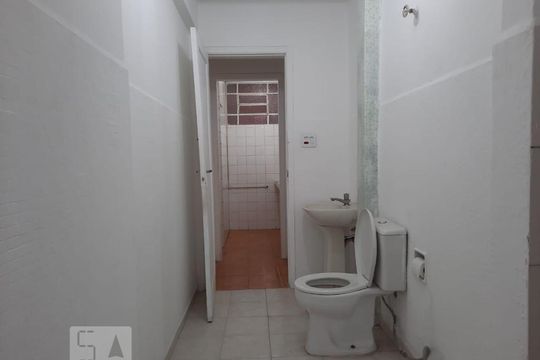Banheiro de apartamento à venda com 1 quarto, 38m² em Sé, São Paulo