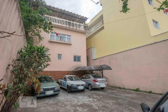 Garagem de casa à venda com 2 quartos, 334m² em Parque São Domingos, São Paulo