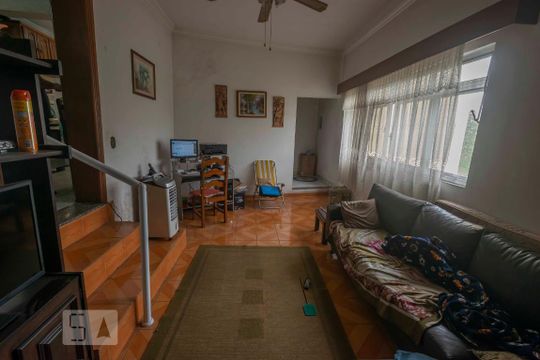 Casa à venda com 2 quartos, 334m² em Parque São Domingos, São Paulo