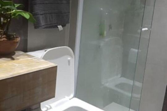 Banheiro 2 de apartamento à venda com 2 quartos, 58m² em Jacarepaguá, Rio de Janeiro