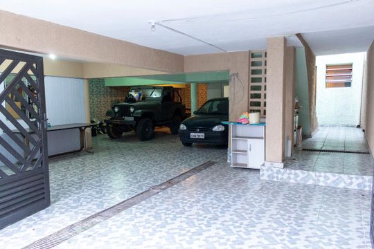 Garagem de casa à venda com 4 quartos, 192m² em Vila Moinho Velho, São Paulo