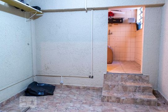Quarto de Serviço de casa à venda com 4 quartos, 192m² em Vila Moinho Velho, São Paulo