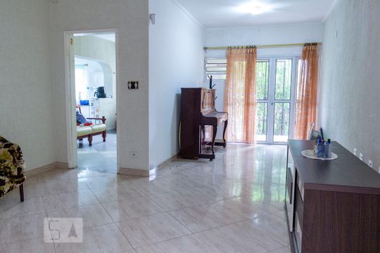 Casa à venda com 4 quartos, 192m² em Vila Moinho Velho, São Paulo