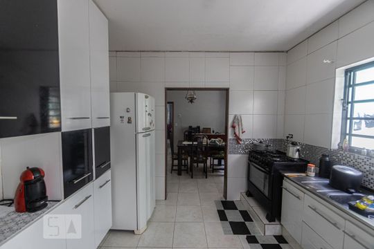 Cozinha de casa à venda com 3 quartos, 125m² em Jardim Piqueroby, São Paulo
