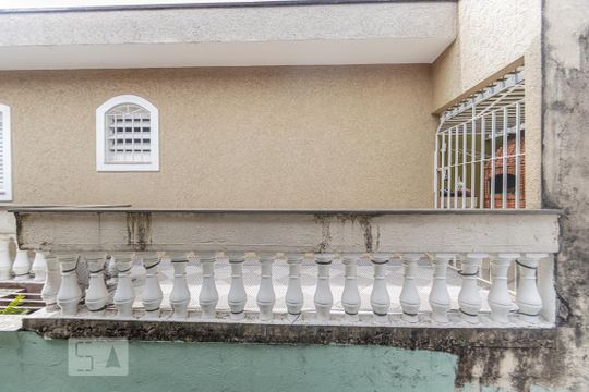Vista Quarto 2 de casa à venda com 3 quartos, 125m² em Jardim Piqueroby, São Paulo