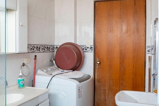 Banheiro de apartamento à venda com 1 quarto, 50m² em Liberdade, São Paulo