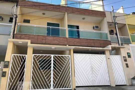 Fachada de casa para alugar com 3 quartos, 156m² em Freguesia (jacarepaguá), Rio de Janeiro