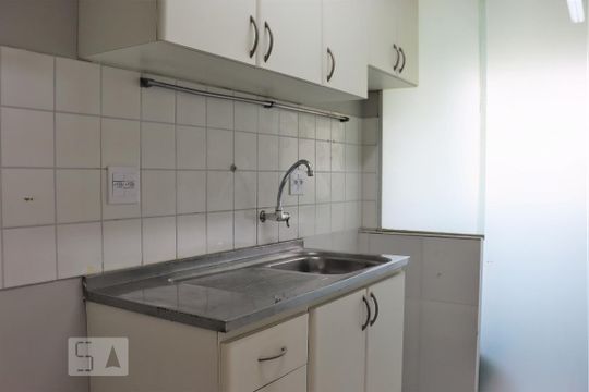 Cozinha de apartamento à venda com 2 quartos, 50m² em Vila Firmiano Pinto, São Paulo