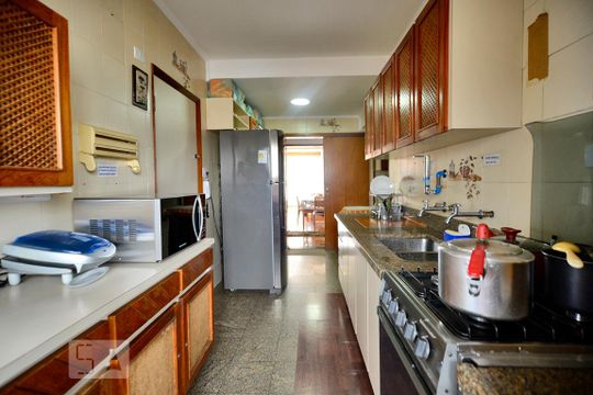 Cozinha de apartamento à venda com 3 quartos, 117m² em Lapa, São Paulo