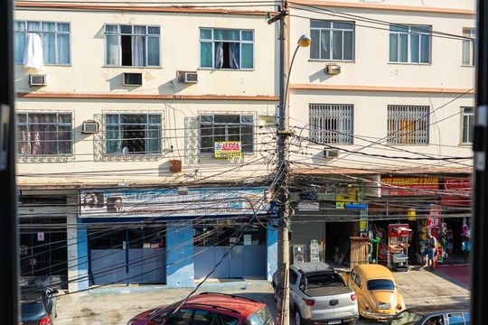 Vista Sala de apartamento à venda com 2 quartos, 60m² em Irajá, Rio de Janeiro