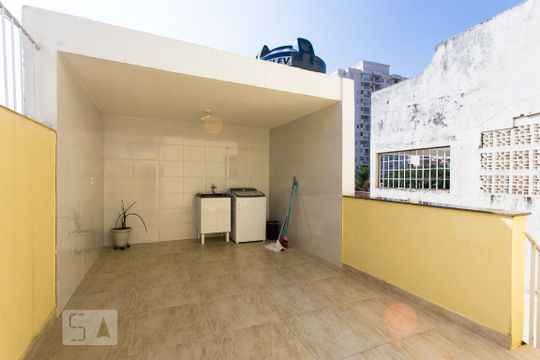 Área de Serviço de casa à venda com 3 quartos, 350m² em Vila Carrão, São Paulo