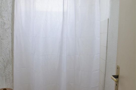 Banheiro de apartamento para alugar com 2 quartos, 76m² em Jacarepaguá, Rio de Janeiro