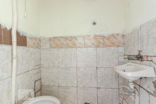 Banheiro  de casa à venda com 1 quarto, 40m² em Cidade Líder, São Paulo