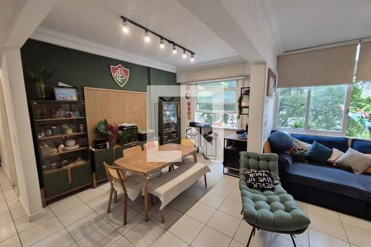 Sala de apartamento à venda com 4 quartos, 110m² em Laranjeiras, Rio de Janeiro