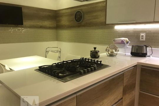 Cozinha de apartamento à venda com 3 quartos, 160m² em Jardim Guanabara, Rio de Janeiro