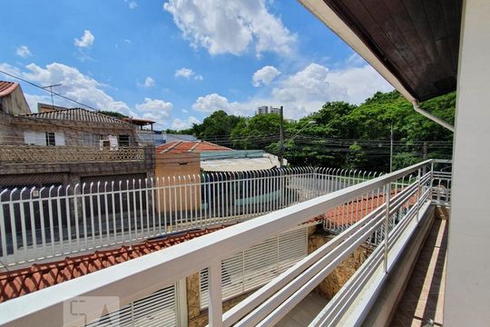 Sacada de casa à venda com 2 quartos, 180m² em Jardim Rosa de Franca, Guarulhos