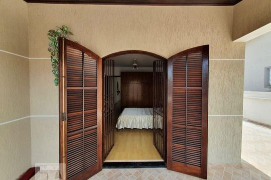 Quarto 1 de casa à venda com 2 quartos, 180m² em Jardim Rosa de Franca, Guarulhos