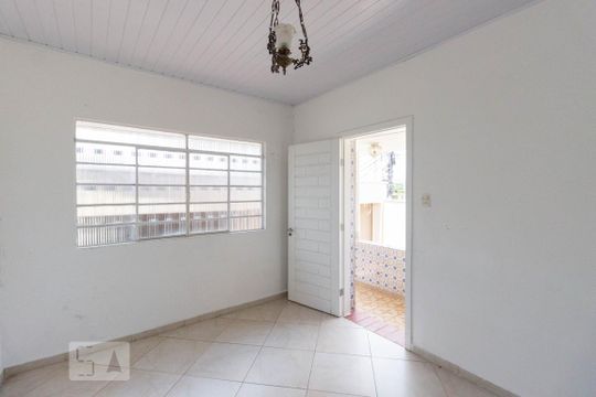 Sala de casa à venda com 2 quartos, 90m² em Vila Pereira Cerca, São Paulo