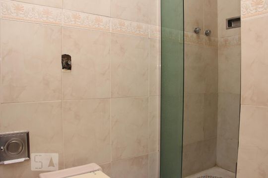 BANHEIRO de apartamento à venda com 2 quartos, 80m² em Maracanã, Rio de Janeiro