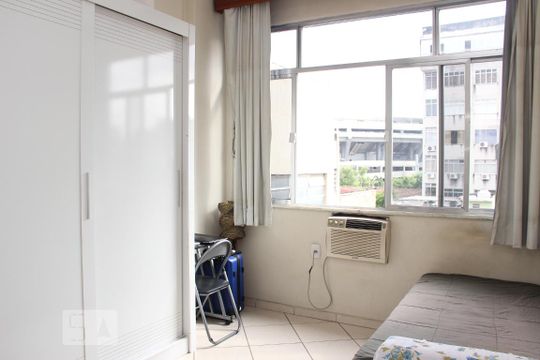 QUARTO 1 de apartamento à venda com 2 quartos, 80m² em Maracanã, Rio de Janeiro