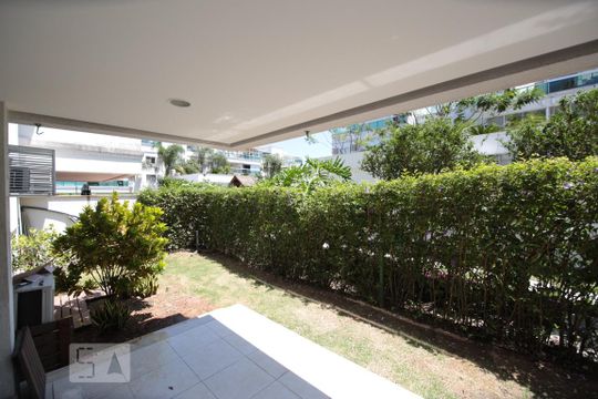 Apartamento à venda com 2 quartos, 100m² em Barra da Tijuca, Rio de Janeiro
