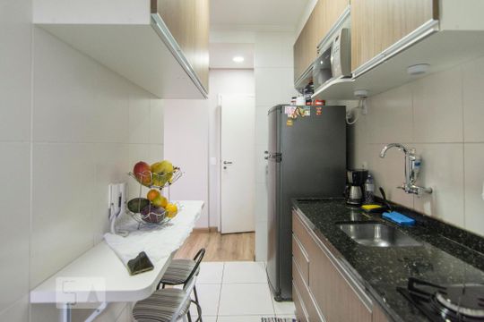 Cozinha de apartamento para alugar com 2 quartos, 52m² em Imirim, São Paulo