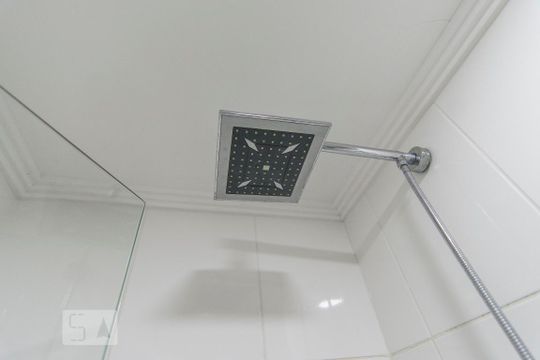 Banheiro de apartamento para alugar com 2 quartos, 52m² em Imirim, São Paulo