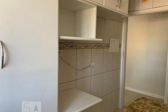Cozinha de apartamento à venda com 1 quarto, 40m² em Vila Brasílio Machado, São Paulo