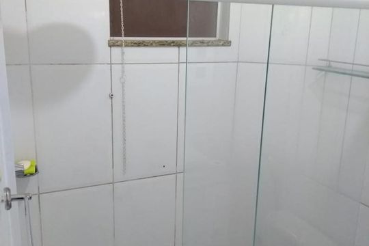 Banheiro Social de apartamento para alugar com 2 quartos, 80m² em Centro, Niterói