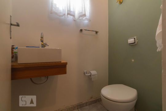 Lavabo de casa à venda com 4 quartos, 224m² em Santo Amaro, São Paulo