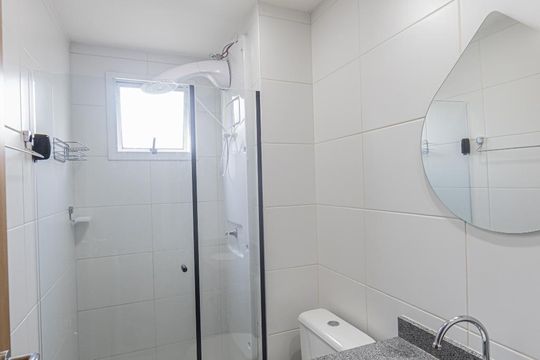 Banheiro Social de apartamento à venda com 2 quartos, 47m² em Jardim Colonial, São Paulo