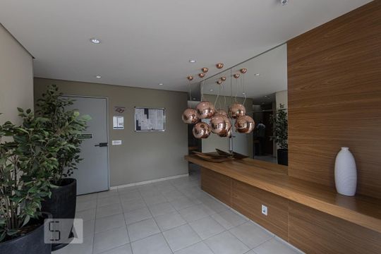 Hall social de apartamento à venda com 2 quartos, 47m² em Jardim Colonial, São Paulo