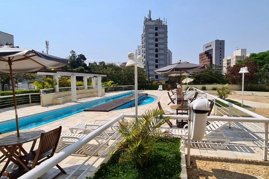 Área comum - Piscina de apartamento para alugar com 2 quartos, 49m² em Super Quadra Morumbi, São Paulo