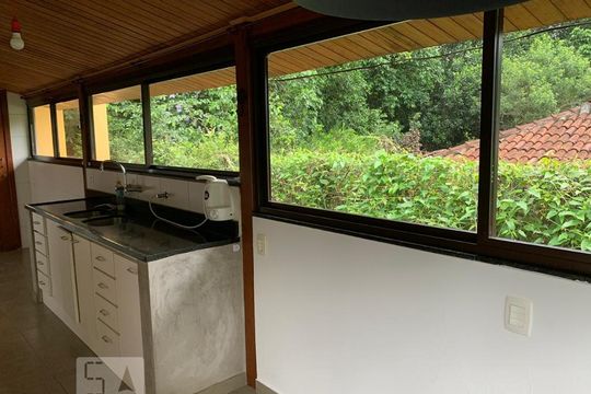 Cozinha de casa de condomínio à venda com 4 quartos, 180m² em Itanhangá, Rio de Janeiro