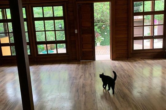 Sala de casa de condomínio à venda com 4 quartos, 180m² em Itanhangá, Rio de Janeiro