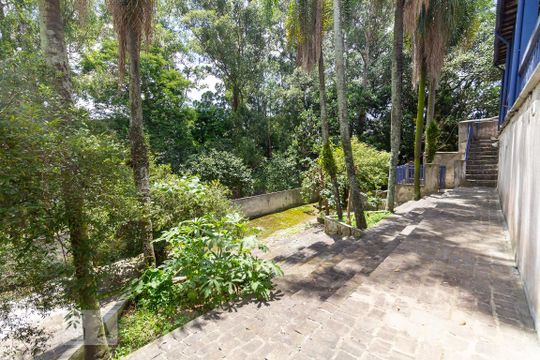 Área comum de casa à venda com 4 quartos, 580m² em Rolinópolis, São Paulo