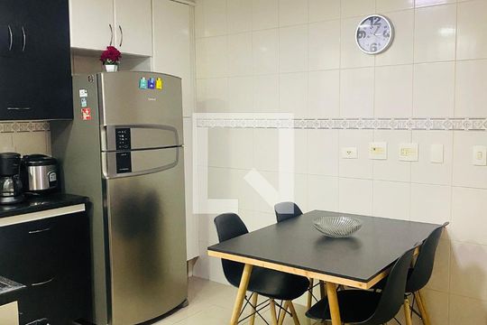 Cozinha de casa para alugar com 3 quartos, 165m² em Vila Bastos, Santo André